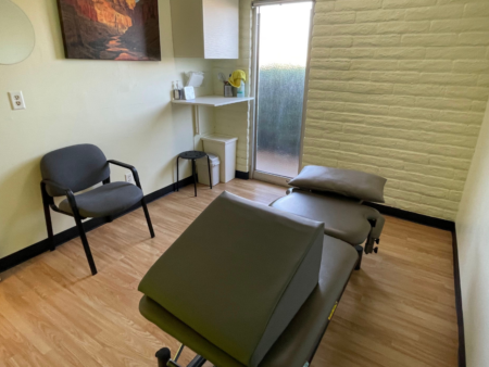 Tempe-treatment-room-Orthopedic-Sports-Therapy-tempe-AZ